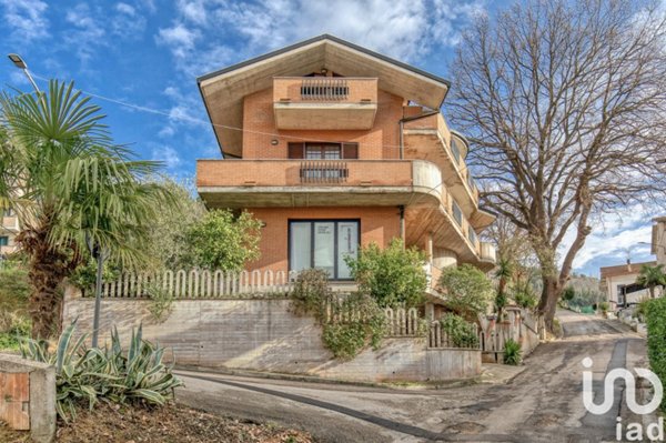 casa indipendente in vendita a Sant'Elpidio a Mare in zona Casette d'Ete
