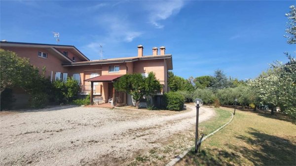 casa indipendente in vendita a Sant'Elpidio a Mare