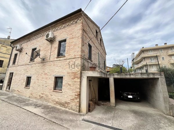 appartamento in vendita a Sant'Elpidio a Mare in zona Luce