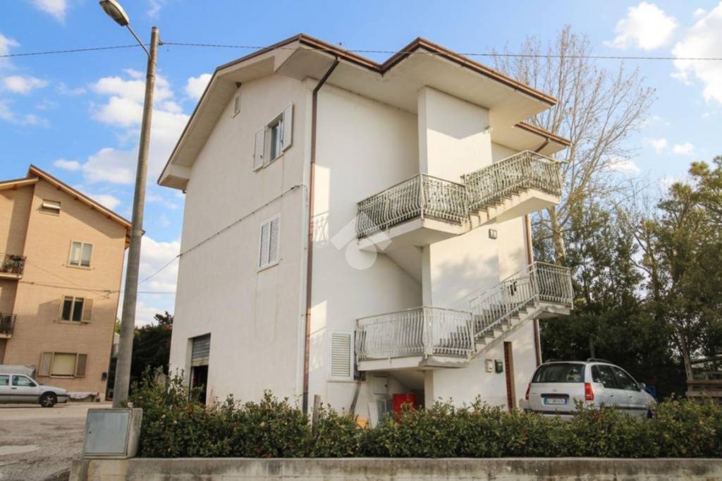 appartamento in vendita a Sant'Elpidio a Mare in zona Luce