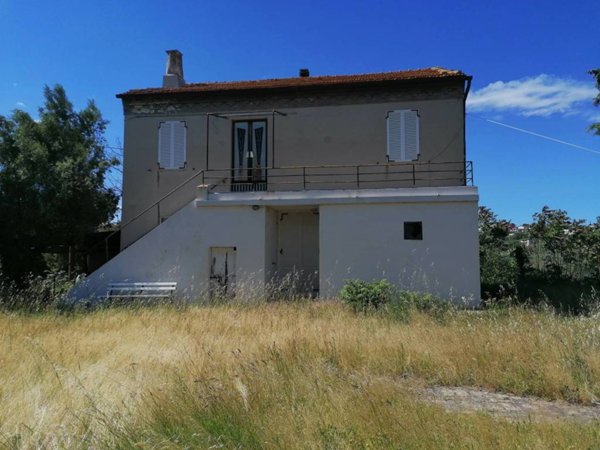 casa indipendente in vendita a Sant'Elpidio a Mare