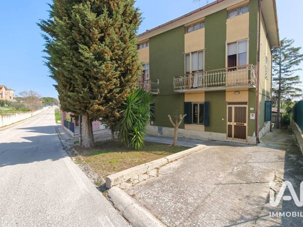 casa indipendente in vendita a Sant'Elpidio a Mare in zona Castellano