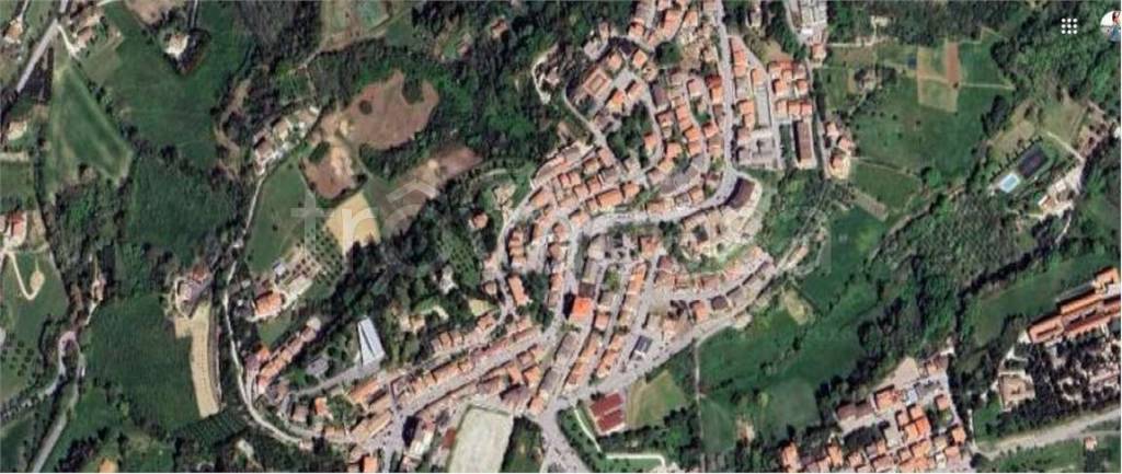 locale di sgombero in vendita a Sant'Elpidio a Mare