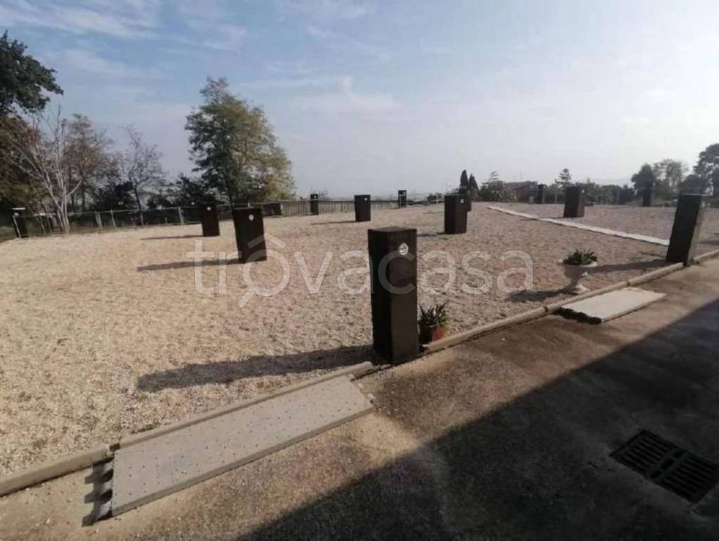 negozio in vendita a Sant'Elpidio a Mare