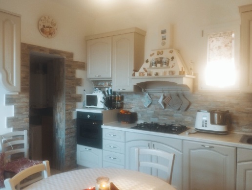 casa indipendente in vendita a Sant'Elpidio a Mare in zona Cascinare