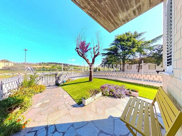 casa indipendente in vendita a Sant'Elpidio a Mare