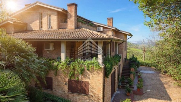 casa indipendente in vendita a Sant'Elpidio a Mare in zona Casette d'Ete