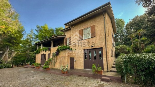 casa indipendente in vendita a Sant'Elpidio a Mare in zona Casette d'Ete