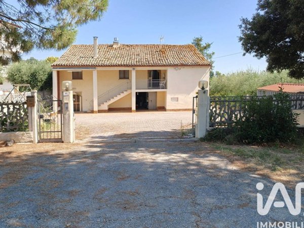 casa indipendente in vendita a Sant'Elpidio a Mare