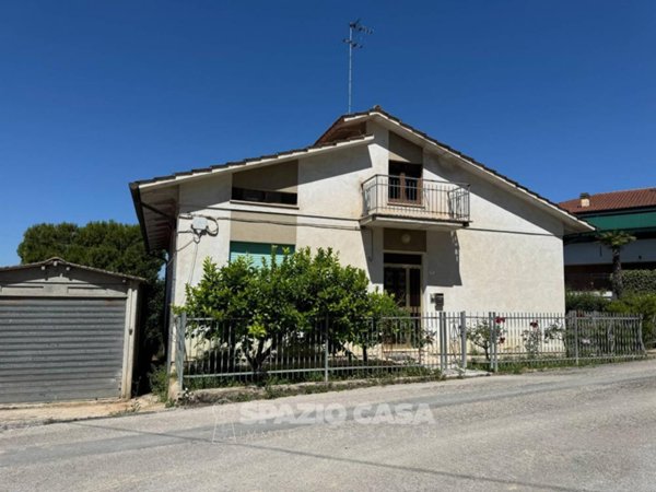casa indipendente in vendita a Sant'Elpidio a Mare in zona Casette d'Ete