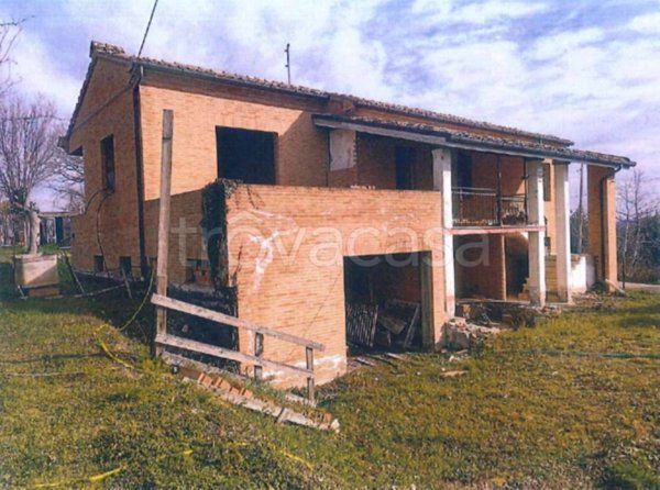 casa indipendente in vendita a Servigliano