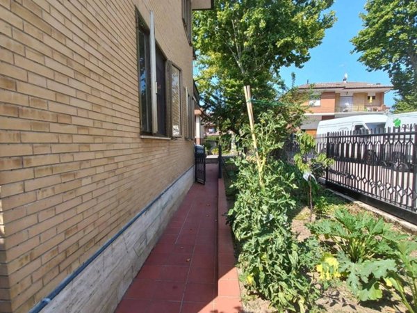 casa indipendente in vendita a Servigliano