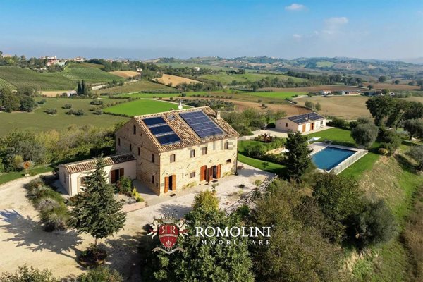 casa indipendente in vendita a Servigliano in zona Curetta