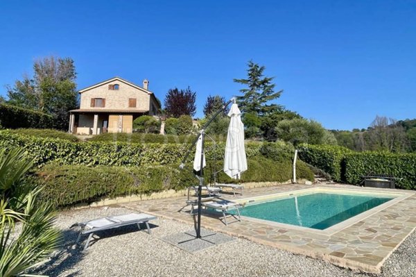 casa indipendente in vendita a Servigliano