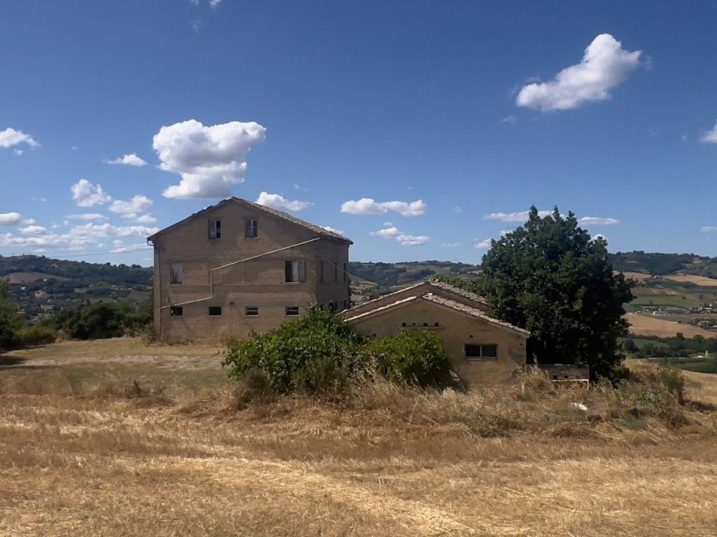 casa indipendente in vendita a Servigliano