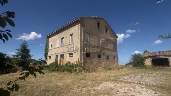 casa indipendente in vendita a Servigliano