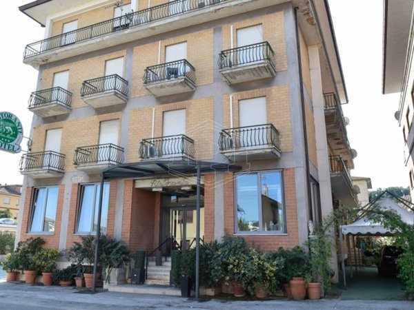 intera palazzina in vendita a Servigliano