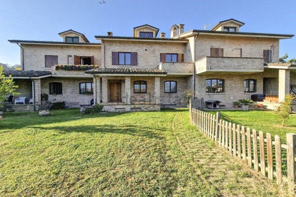 casa indipendente in vendita a Servigliano