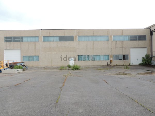 capannone in vendita a Servigliano