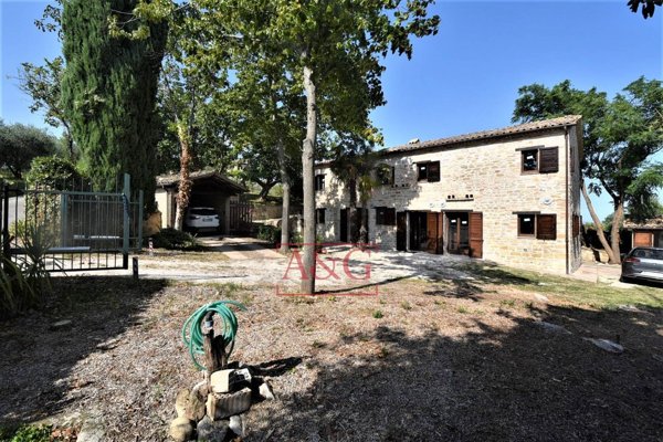 casa indipendente in vendita a Servigliano