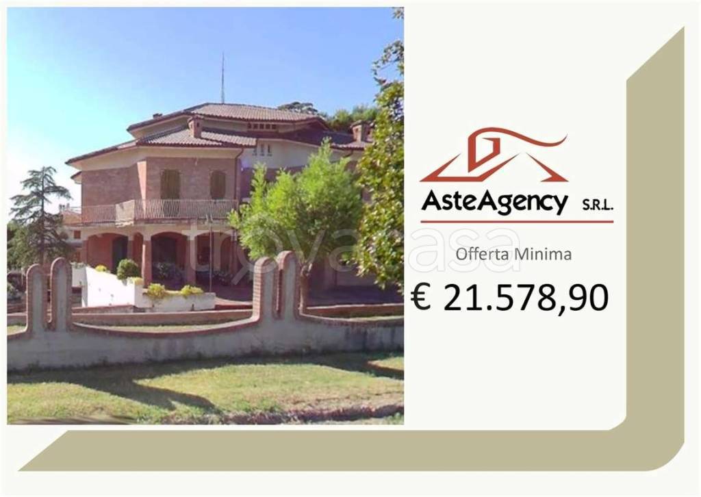 locale di sgombero in vendita a Servigliano