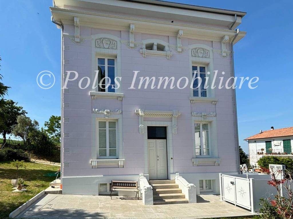 casa indipendente in vendita a Servigliano in zona Curetta