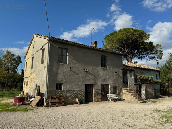 casa indipendente in vendita a Servigliano in zona Curetta