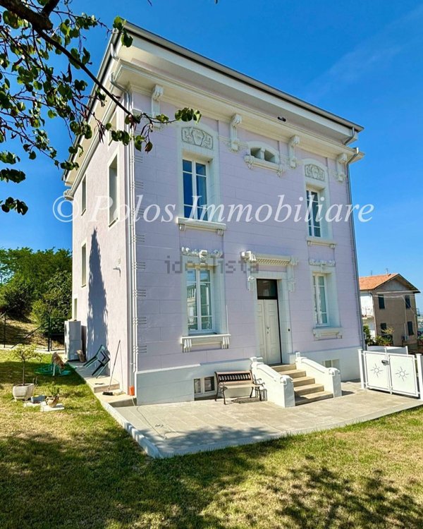 casa indipendente in vendita a Servigliano in zona Curetta