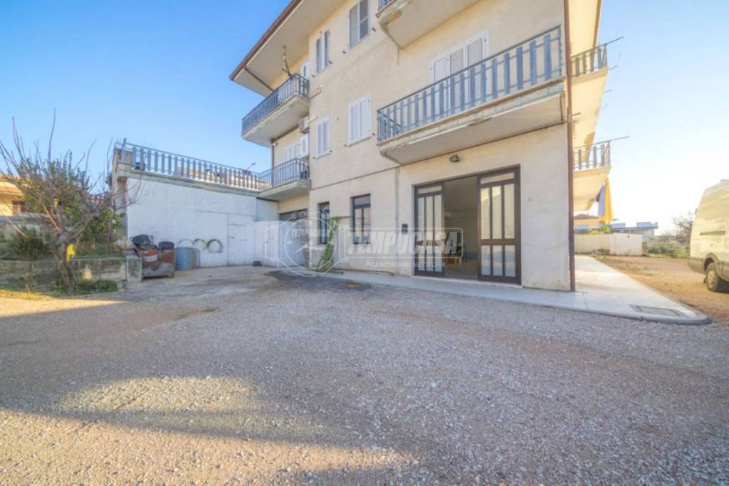 appartamento in vendita a Torre San Patrizio