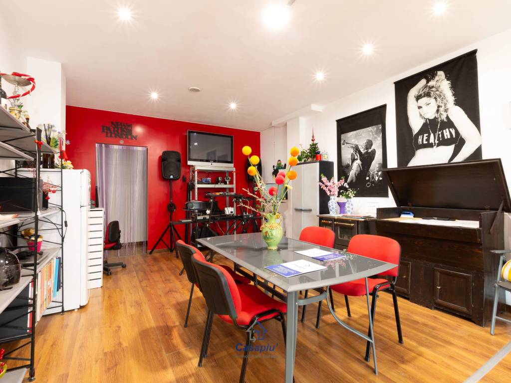 casa indipendente in vendita a Torre San Patrizio