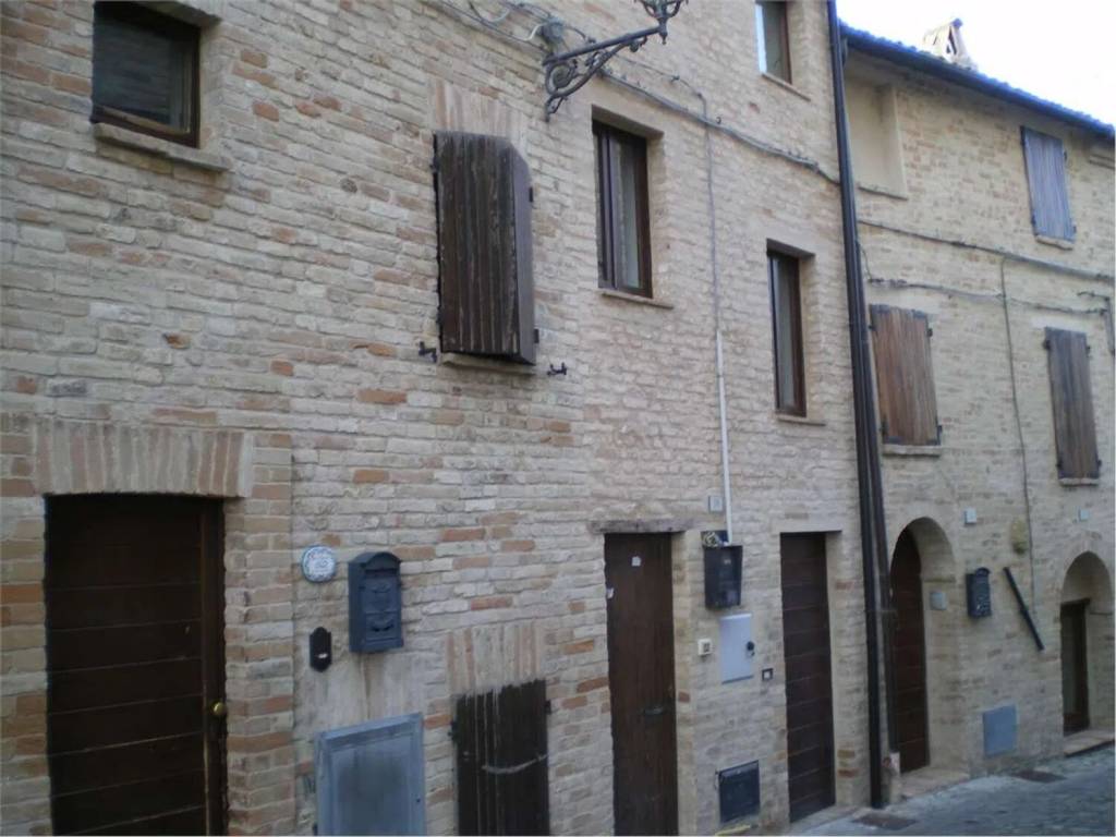 casa indipendente in vendita a Torre San Patrizio