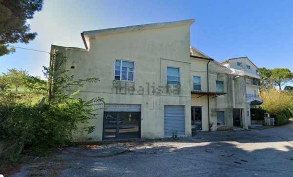 casa indipendente in vendita a Torre San Patrizio in zona San Venanzo