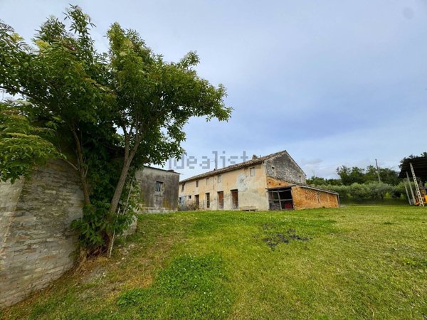casa indipendente in vendita a Torre San Patrizio in zona San Venanzo