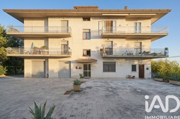 casa indipendente in vendita a Torre San Patrizio in zona San Venanzo