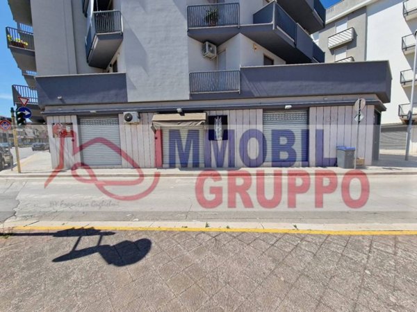 negozio in vendita ad Andria