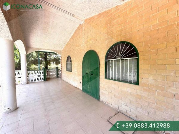 casa indipendente in vendita ad Andria in zona Montegrosso