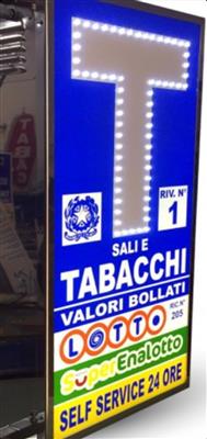 negozio in vendita ad Andria in zona Centro Storico