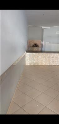 locale commerciale in vendita ad Andria