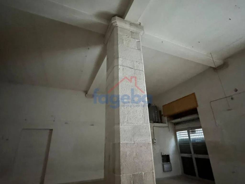 negozio in vendita ad Andria