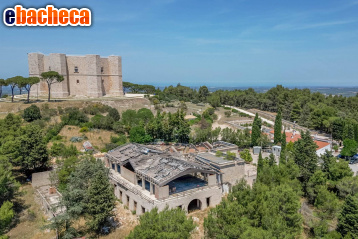 negozio in vendita ad Andria in zona Castel del Monte
