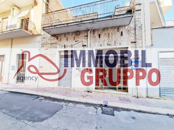 casa indipendente in vendita ad Andria in zona Centro Storico