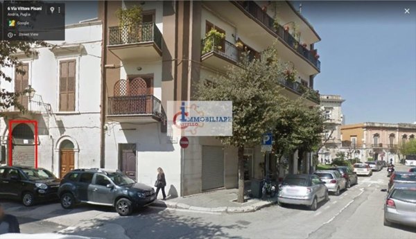 locale commerciale in vendita ad Andria