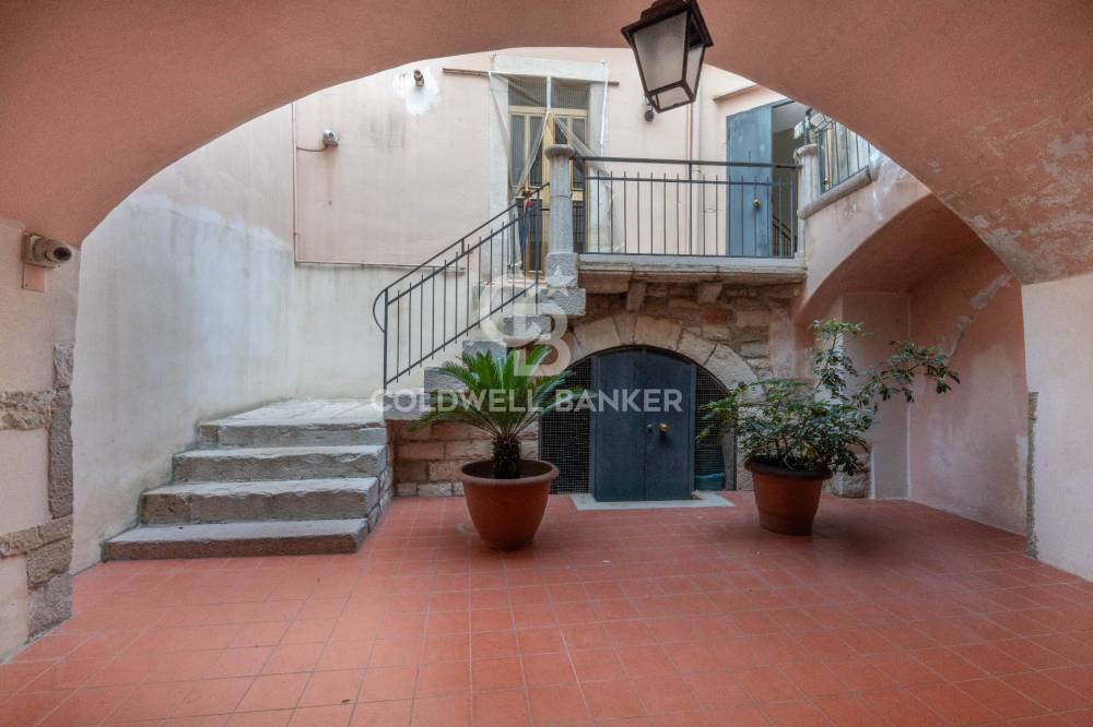 casa indipendente in vendita ad Andria in zona Centro Storico