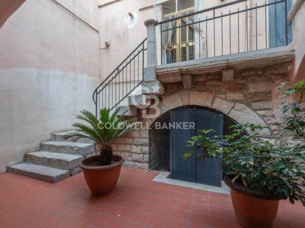 casa indipendente in vendita ad Andria in zona Centro Storico