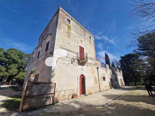 casa indipendente in vendita ad Andria in zona Castel del Monte