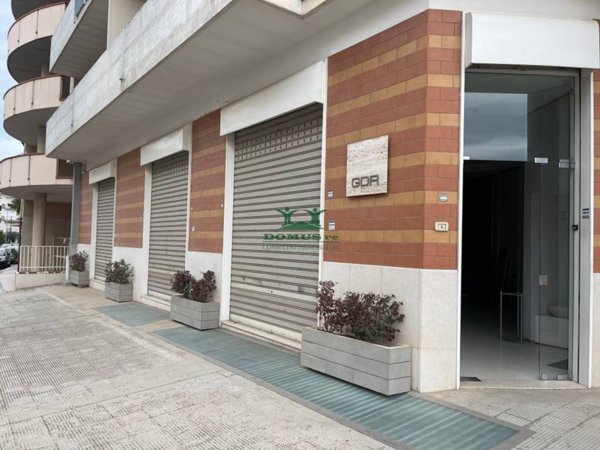 negozio in vendita ad Andria in zona Centro Storico