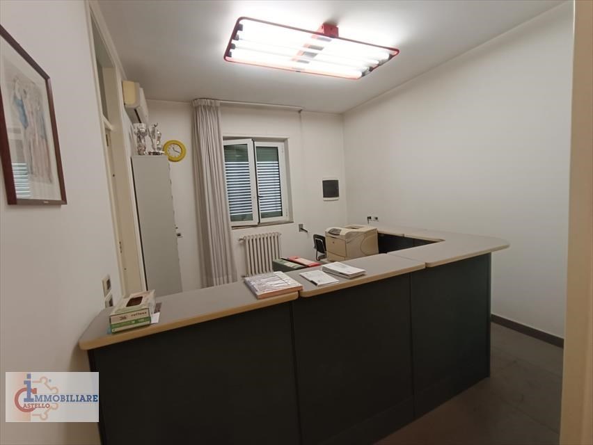 ufficio in vendita ad Andria