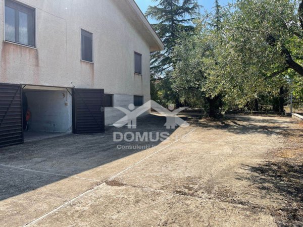casa indipendente in vendita ad Andria