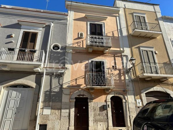 casa indipendente in vendita ad Andria in zona Centro Storico