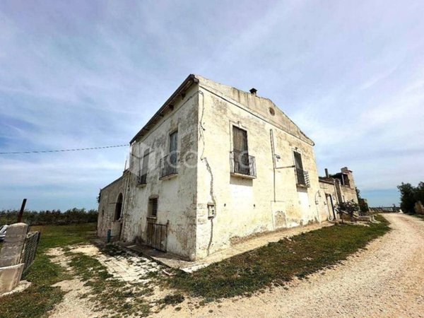 casa indipendente in vendita ad Andria in zona Castel del Monte